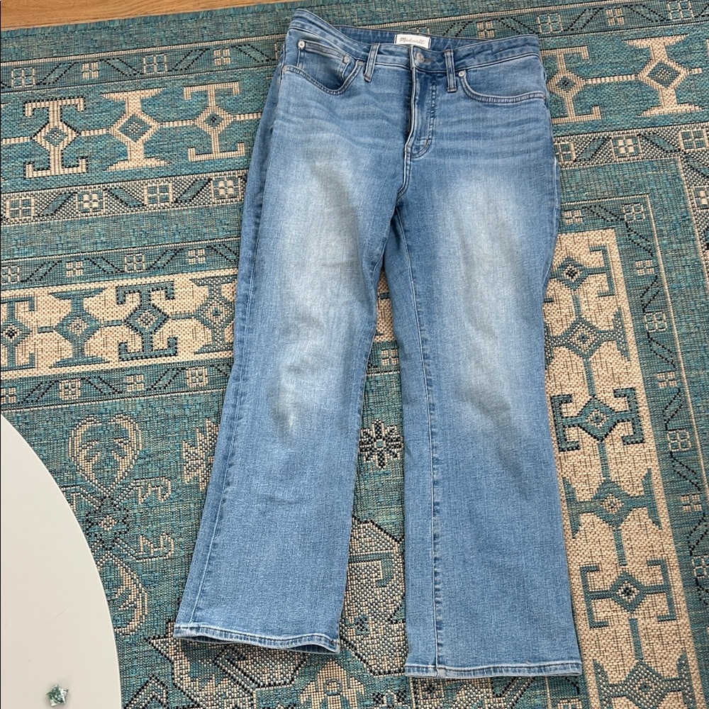 Madewell mid rise kick out Jeans